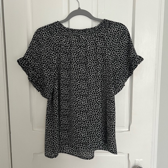 Gap flutter sleeve blouse - Small - Picture 3 of 4